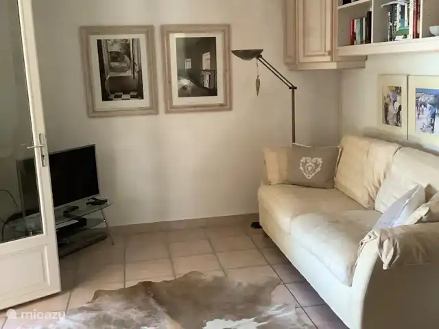 Mas de Michéri | France, Var, Villecroze - villa Le salon en rez-de-jardin