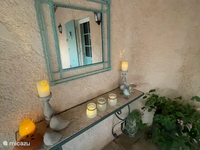 Mas de Michéri | France, Var, Villecroze - villa Profitez d'un dîner d'été aux chandelles sur la terrasse du jardin