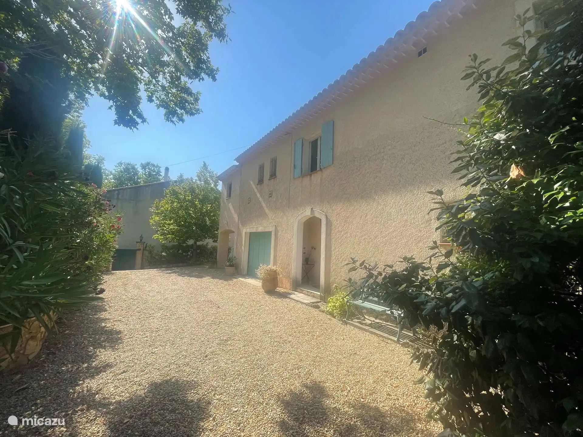 Voorkant van het huis