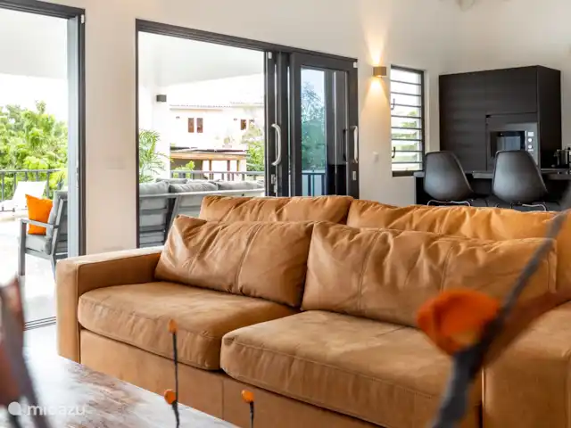 Villa Raïs | Curaçao, Banda Abou (ouest), Big Mountain - villa Séjour avec cuisine ouverte