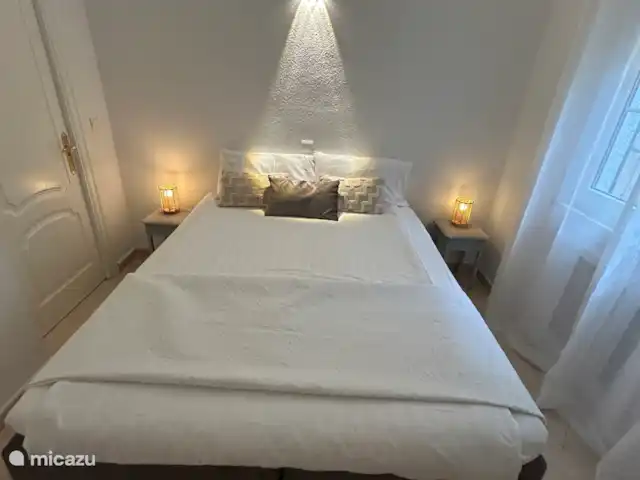 Appartement privé Alegría + piscine | Espagne, Costa del Sol, Mijas Costa - appartement 2x 80x200cm. Les lits peuvent également être constitués en 2 lits simples.