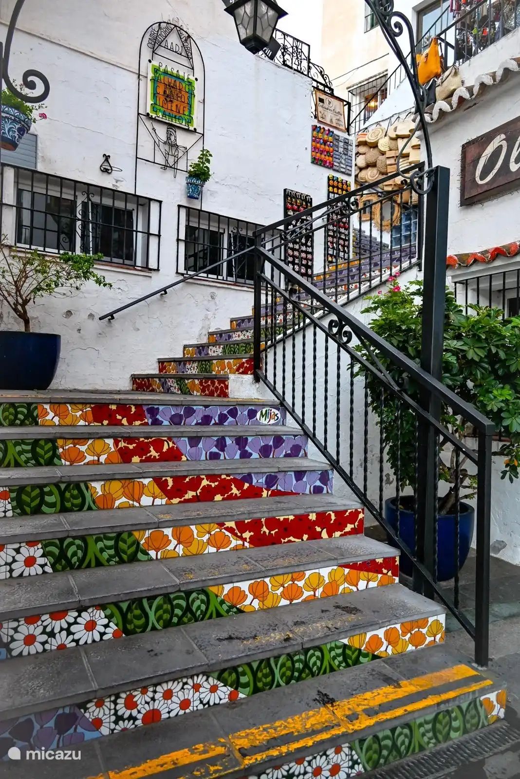 Schöne Fliesendekorationen in Mijas Pueblo.