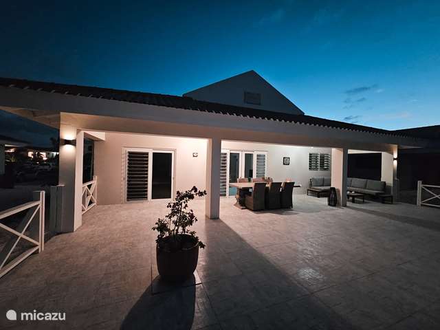 Casa vacacional Curaçao, Banda Arriba (este) – villa Villa Chichí