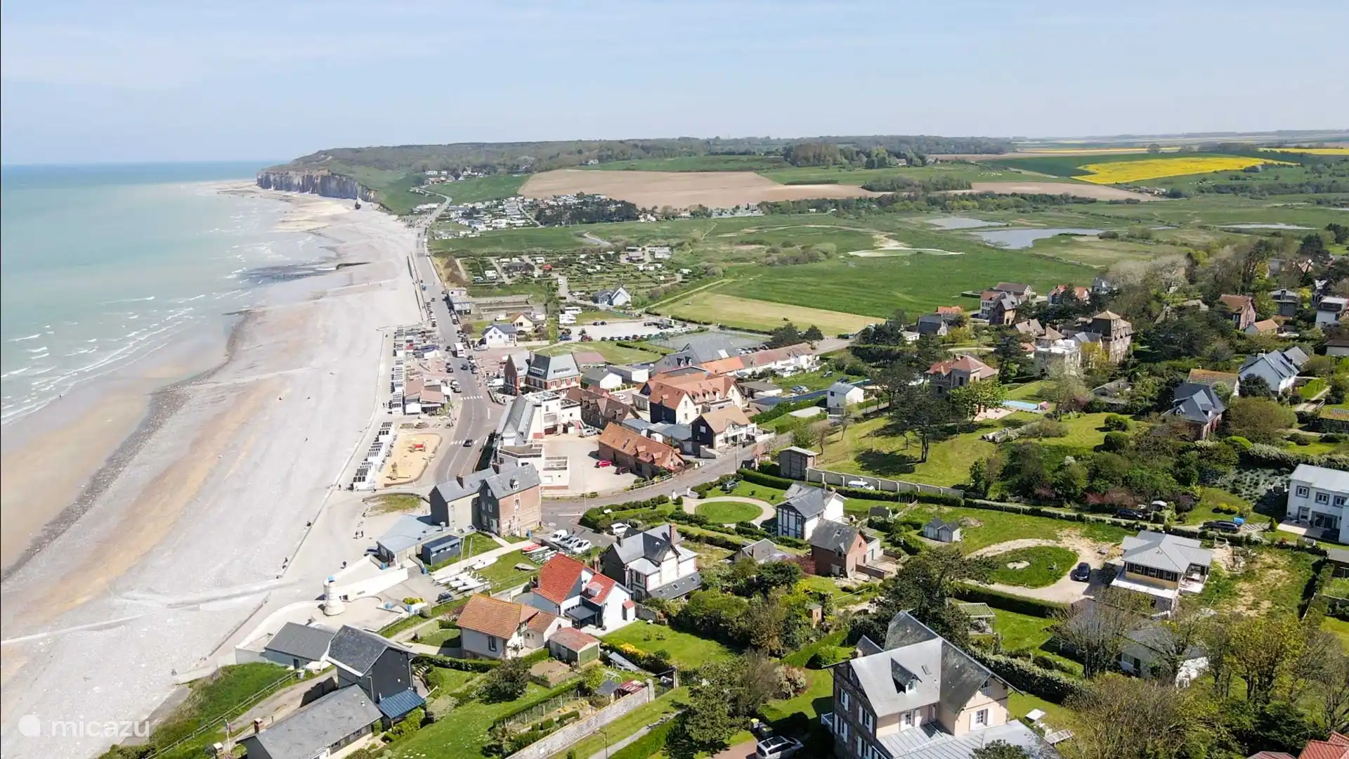 Luftaufnahme der Küste von Quiberville
