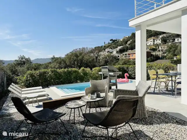 Nueva villa con piscina privada. en España, Costa Brava, Calonge - villa