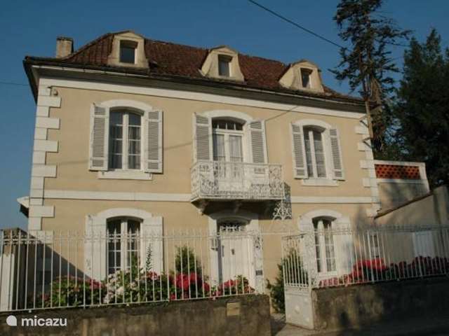 Holiday home in France, Dordogne, Saint Chamassy - holiday house On the banks of the Vézère