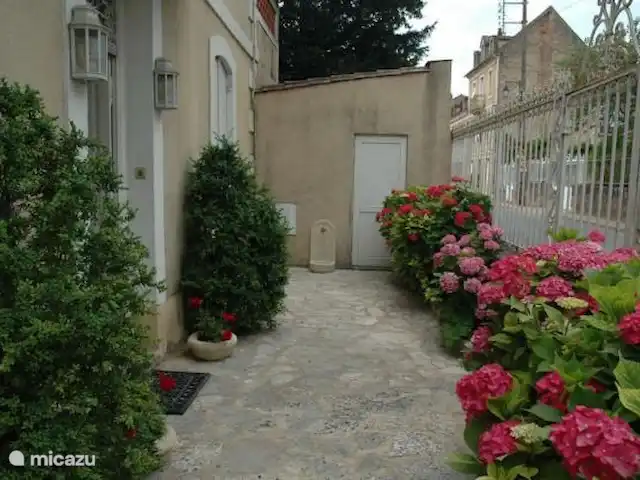 Au bord de la Vézère | France, Dordogne, Le Bugue - maison de vacances Entrée jardin