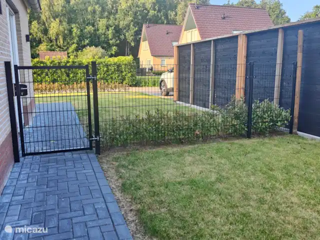 Reeënzicht huren in Nederland, Drenthe, Hoogersmilde - vakantiehuis Volledig omheinde tuin met afsluitbare poorten