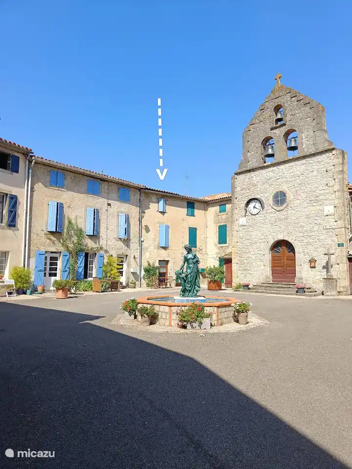 Les lits de Montbel in Frankreich, Aude, Sonnac-sur-l'Hers - stadtwohnung