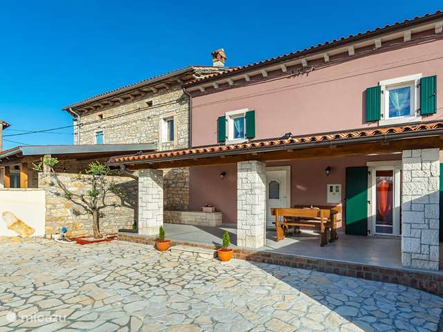 Holiday home in Croatia, Istria – holiday house House Mia