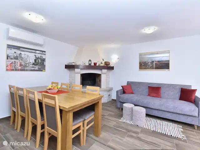 vakantiehuis huren in Kroatië, Istrië, Pula – Huis Mia woonkamer