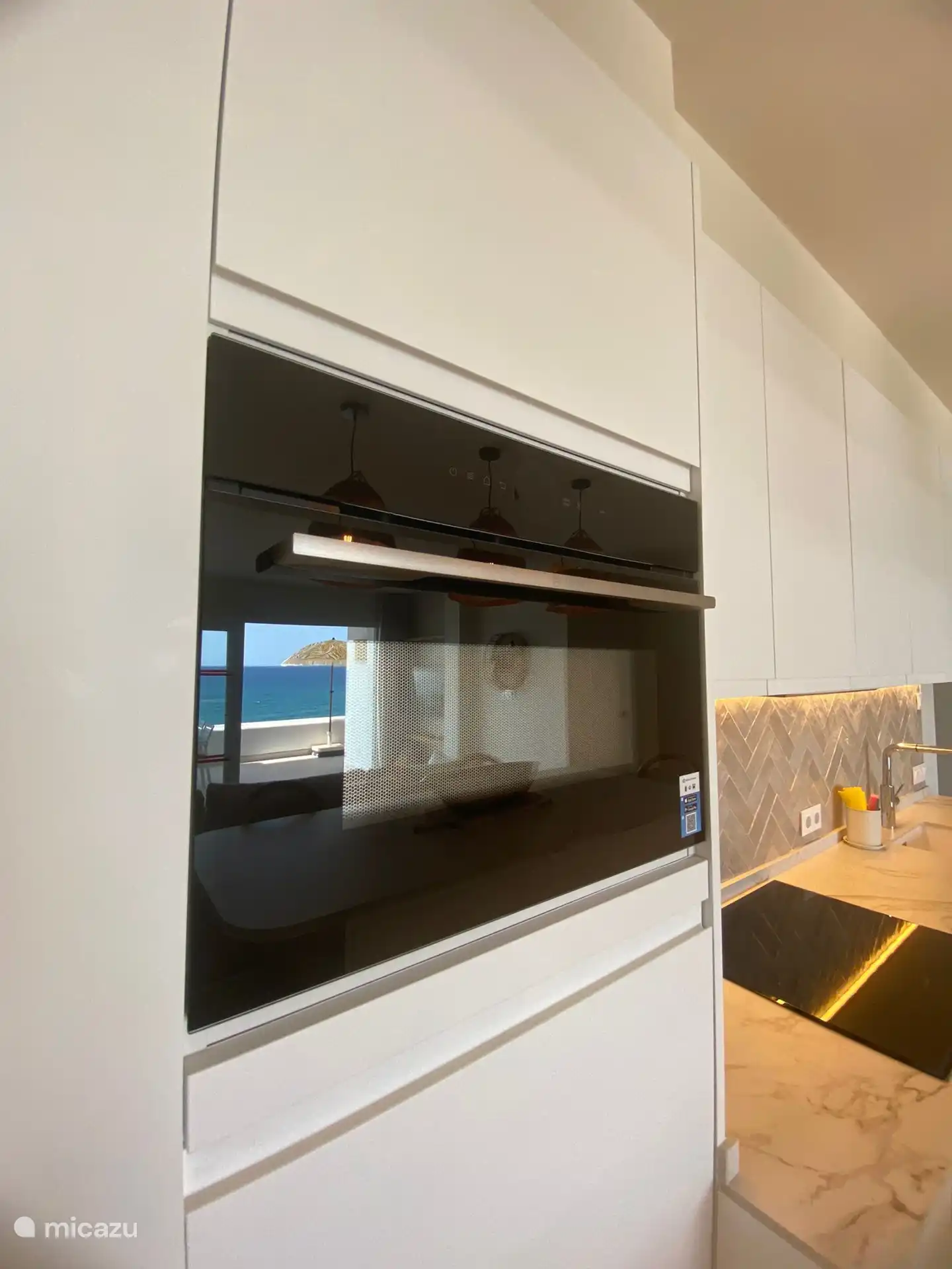 Frontline Miraflores Beach Club in Spanien, Costa del Sol, La Cala de Mijas - Appartement