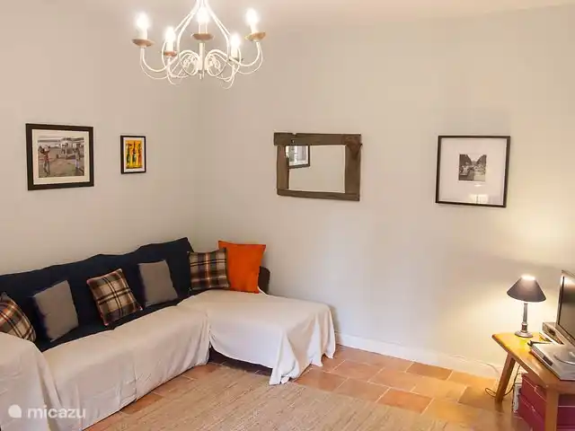 De voet op de grond huren in Frankrijk, Dordogne, Montferrand-du-Périgord - vakantiehuis Woonkamer