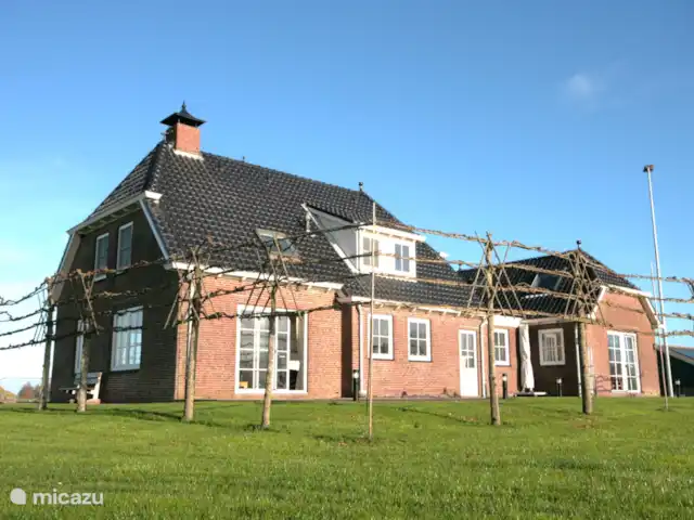 Villa Efkes Pypskoft | Pays-Bas, Frise, Lemmer - maison de vacances villa individuelle sur les eaux libres entre Sloten et Lemmer