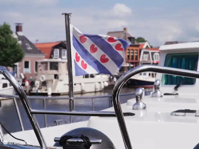 Villa Efkes Pypskoft | Pays-Bas, Frise, Lemmer - maison de vacances Il y a de nombreux bateaux amarrés à Lemmer