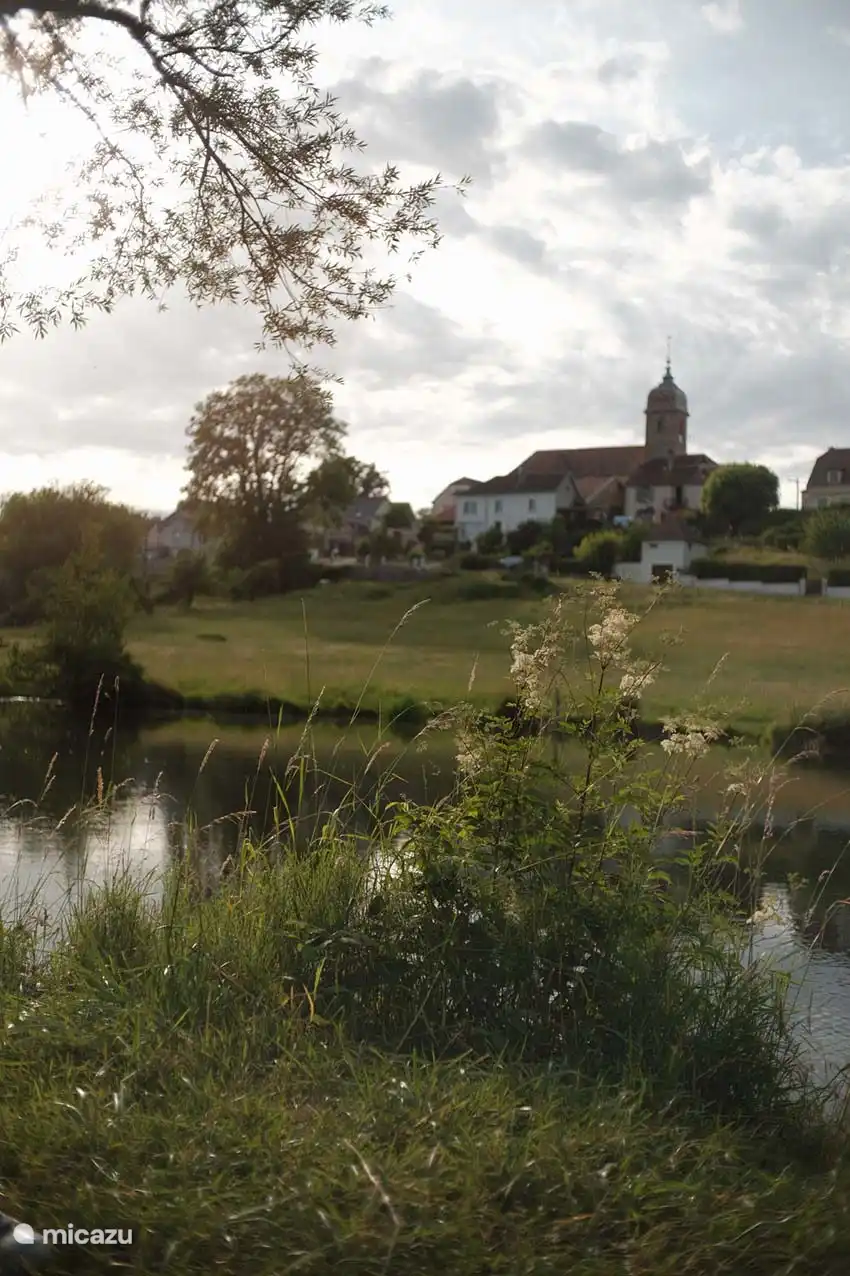 Uitzicht vanaf de rivier