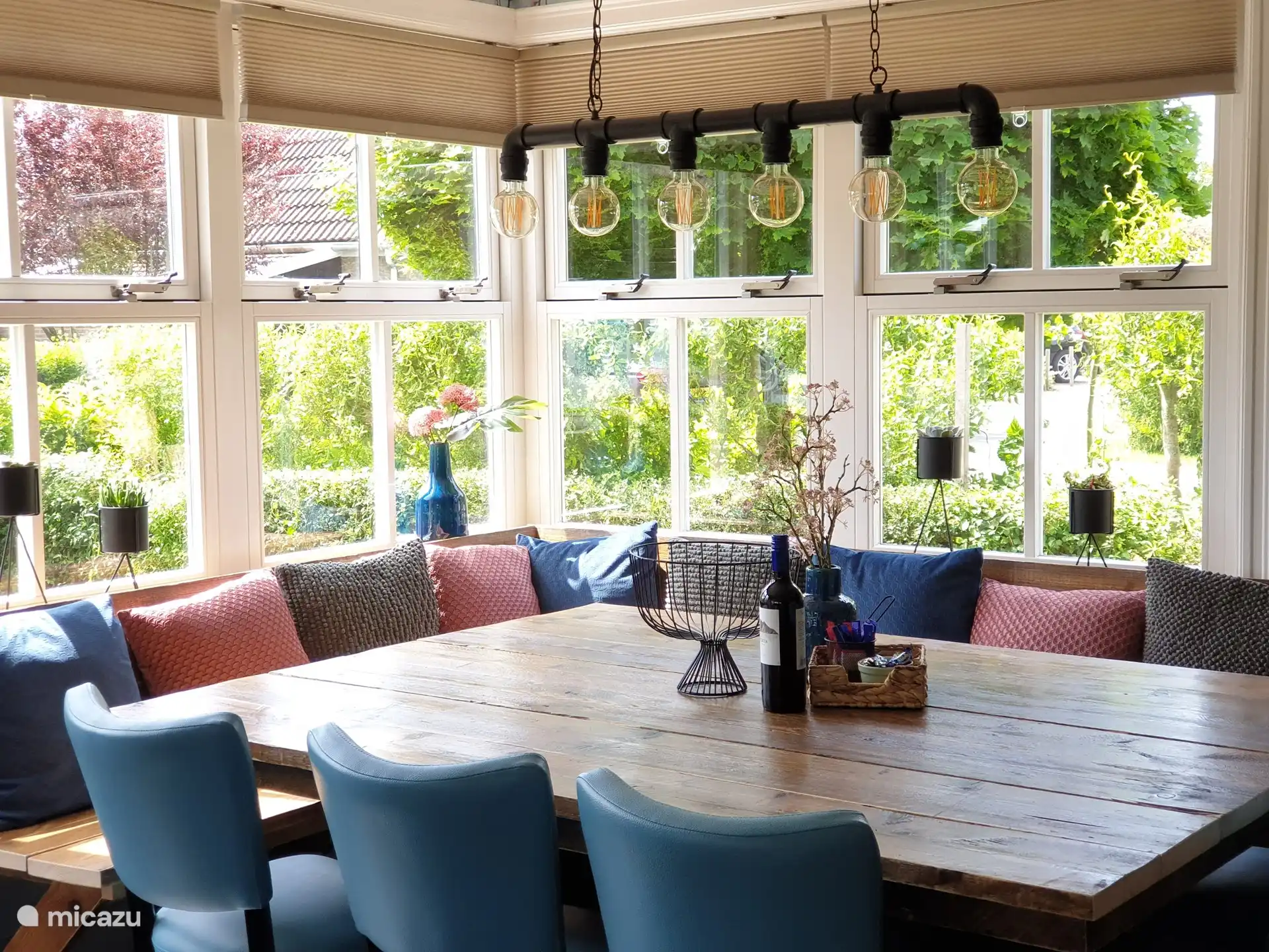 Gemütlicher Essbereich