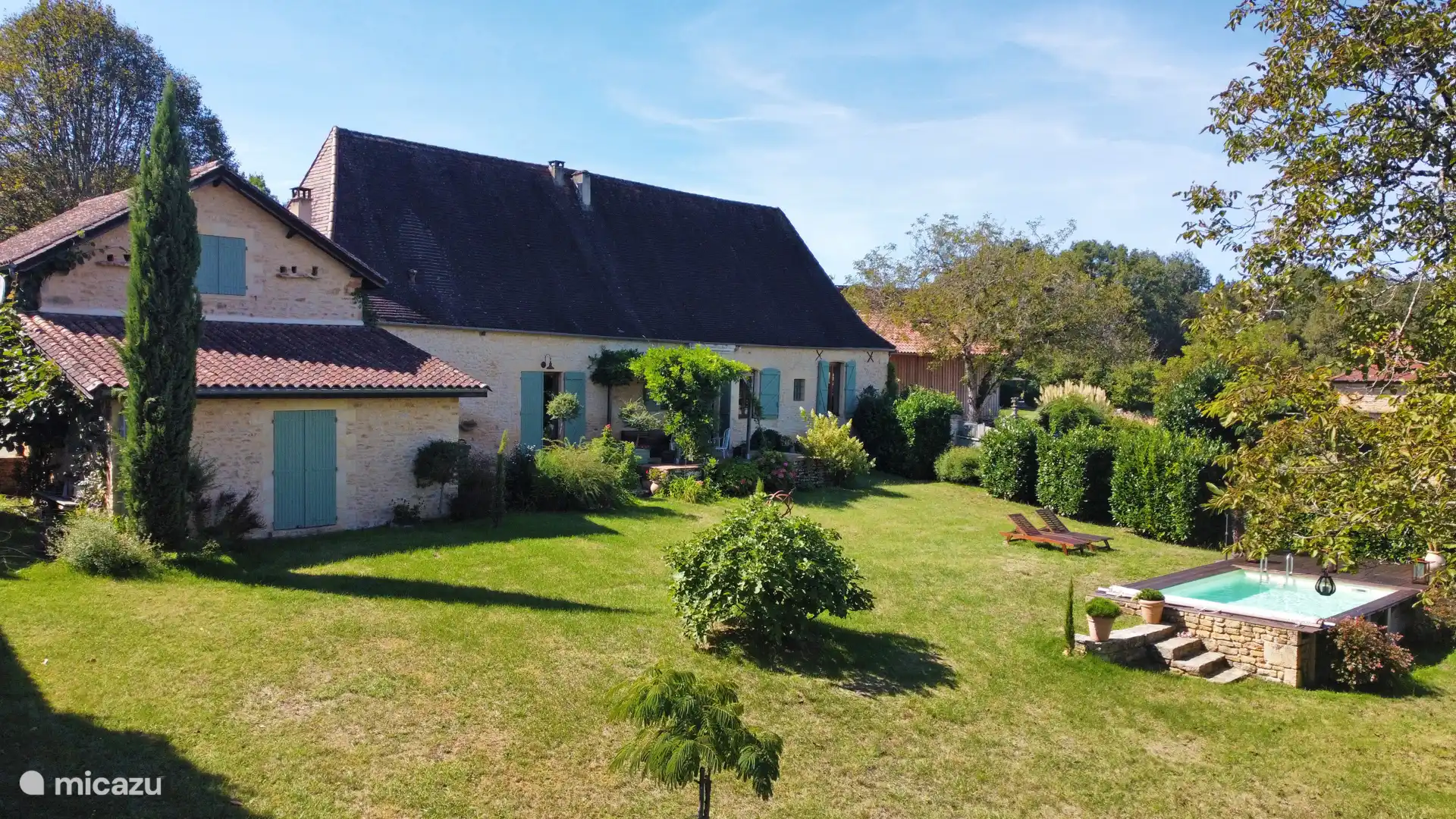 Huis en zwembad