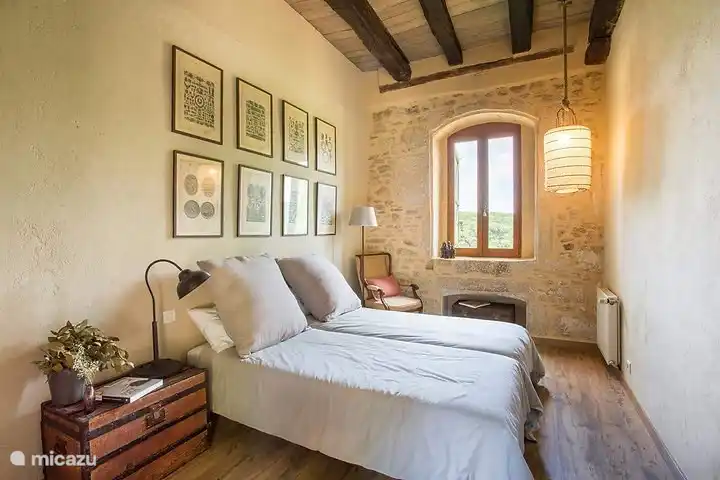 Kamer met 2 eenpersoonsbedden