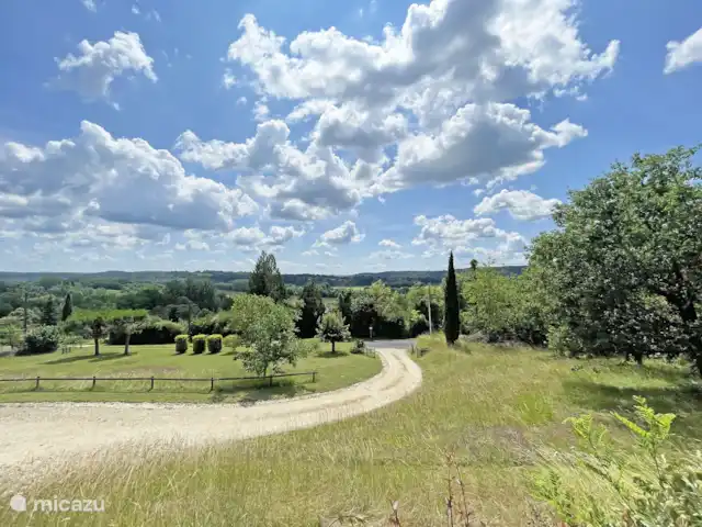 Le Pigeonnier | France, Dordogne, Trémolat - maison de vacances Chemin d'entrée