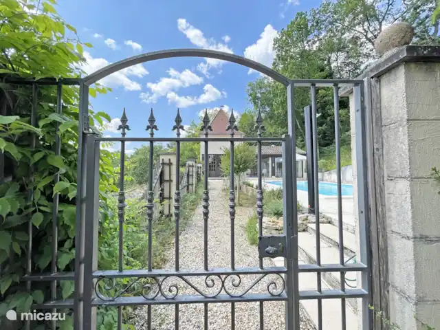 Le Pigeonnier | France, Dordogne, Trémolat - maison de vacances Entrée de la propriété