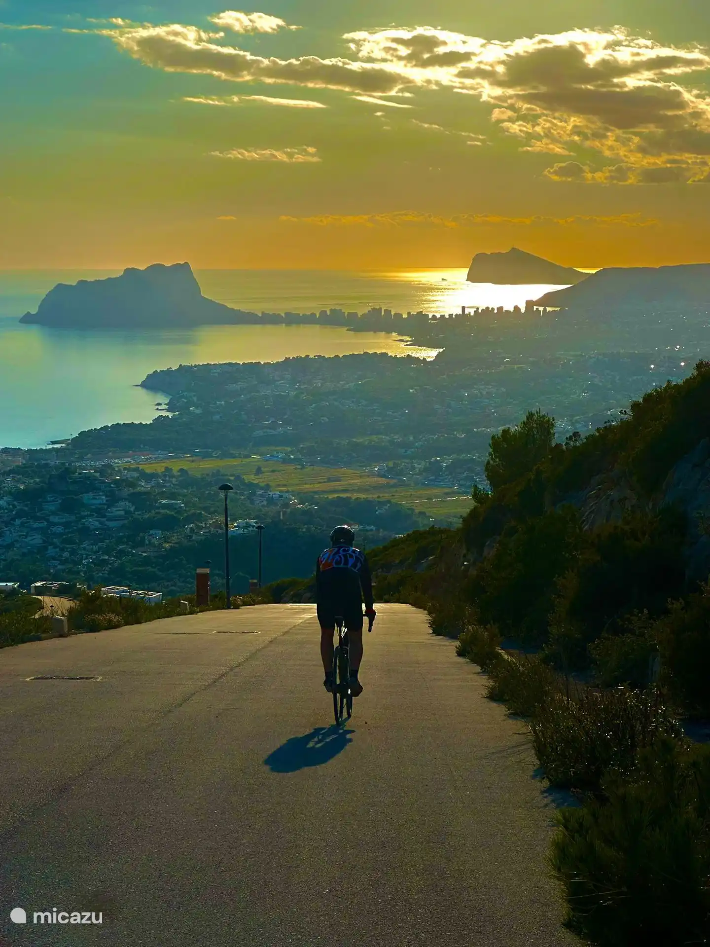 Cycling along the sea or in the mountains