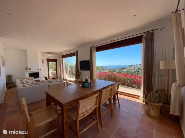 NOUVEAU! Casa Llobarro belle vue sur la mer | Espagne, Costa Blanca, Benissa - villa Salon et salle à manger avec vue panoramique sur la mer