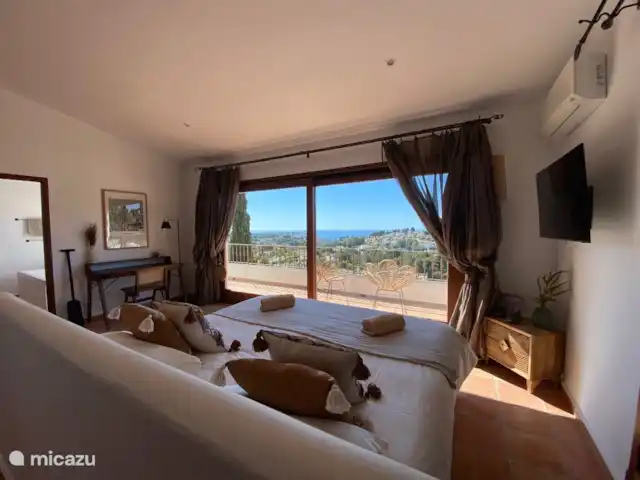 NOUVEAU! Casa Llobarro belle vue sur la mer | Espagne, Costa Blanca, Benissa - villa Chambre principale et salle de bain avec vue sur la mer