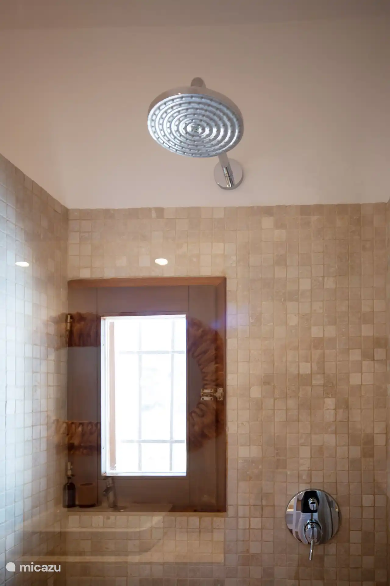 Salle de bain attenante 3ème chambre