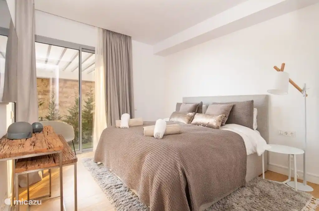 1. Schlafzimmer im Erdgeschoss