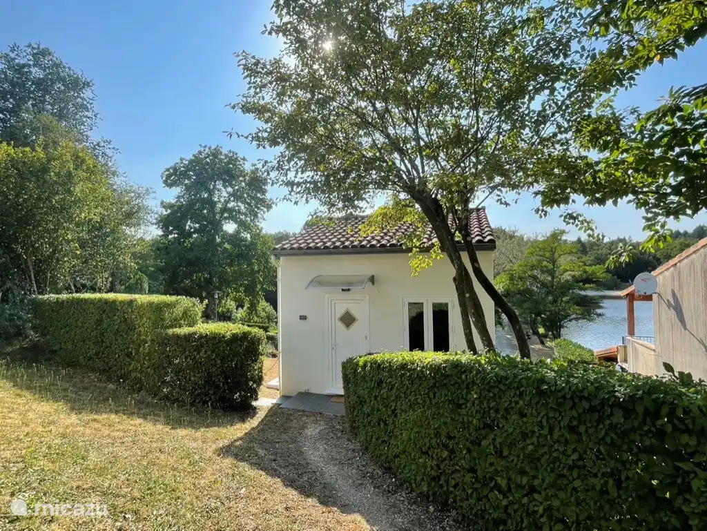 Village le Chat 155, voorzijde.