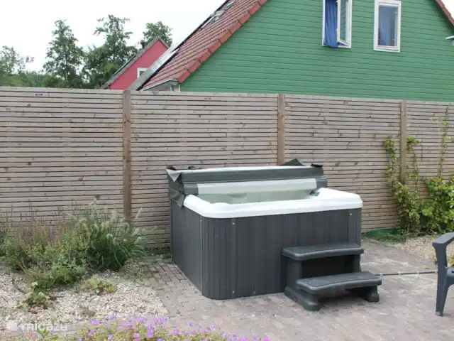 Villapark de Oesterbaai - 5 en Países Bajos, Zelanda, Wemeldinge - casa vacacional Trasera con jacuzzi nº5