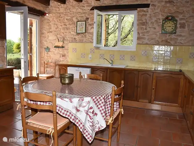 La demeure fleurie | France, Dordogne, Saint Chamassy - maison de vacances Cuisine