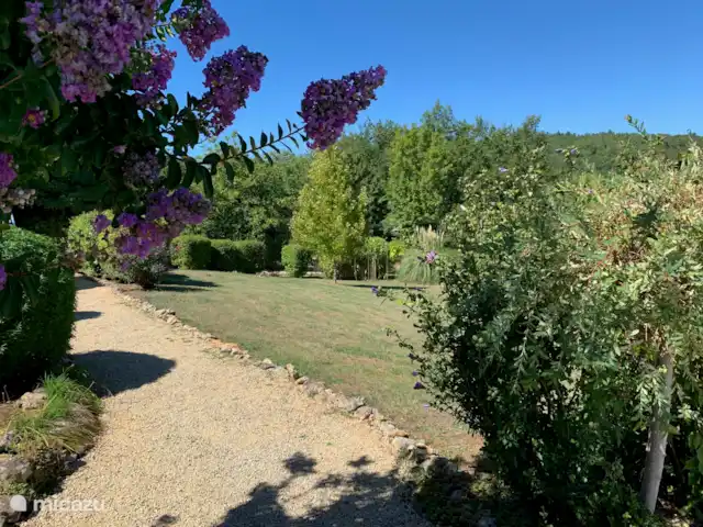 Le Châtelet en Francia, Dordoña, Les Eyzies-de-Tayac-Sireuil - casa vacacional Jardín