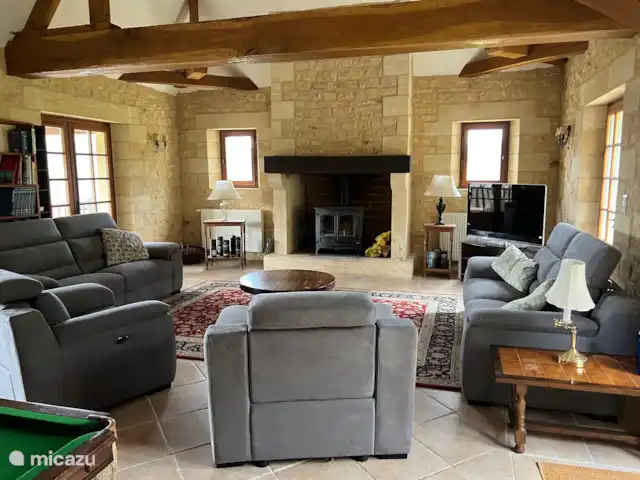 Le Châtelet en Francia, Dordoña, Les Eyzies-de-Tayac-Sireuil - casa vacacional Salón