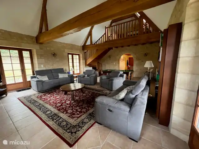 Le Châtelet en Francia, Dordoña, Les Eyzies-de-Tayac-Sireuil - casa vacacional Salón