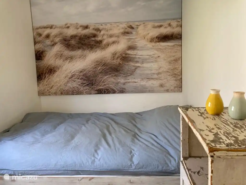 Französisches Bett von 1,40 x 2,00, zur Nutzung durch eine Person