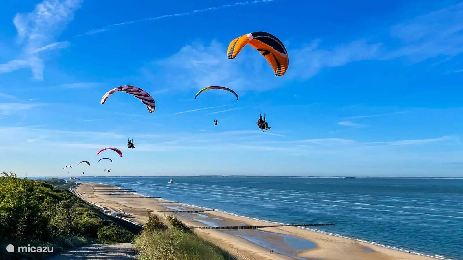 Gleitschirmfliegen in Zoutelande