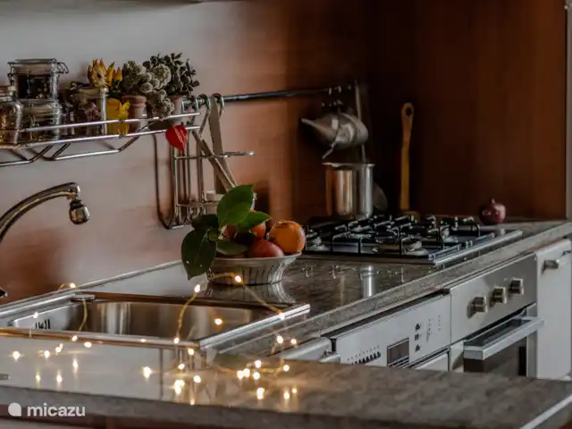 Casa Angiolina Country House  en Italia, Piamonte, Govone - casa vacacional La cocina