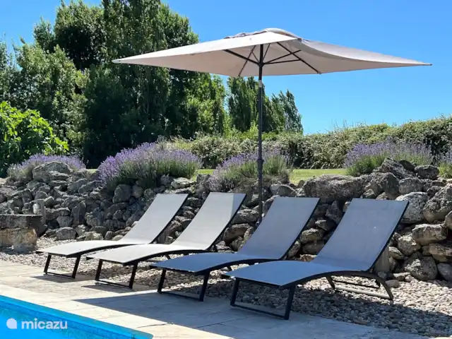 Maison Pech Bardat | France, Lot-et-Garonne, Lacepede - maison de vacances Détente au bord de la piscine