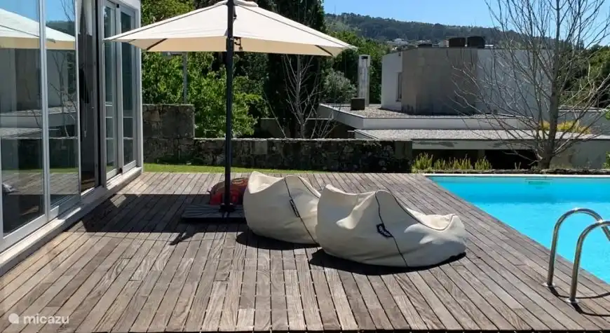 Sitzkissen auf der Terrasse