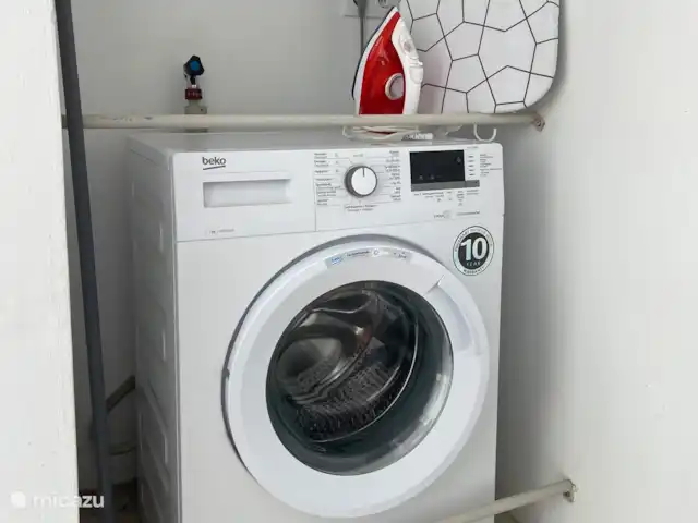 Location de Vacances Curaçao, Banda Ariba (est), Jan Thiel, appartement - Appartements Curalux - Tortue Avec nous, vous pouvez également faire un peu de lessive et de repassage.