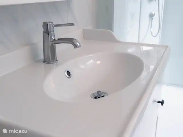 Bungalow de vacaciones Limmen en Países Bajos, Holanda del Norte, Limmen - bungaló Cuarto de baño 2