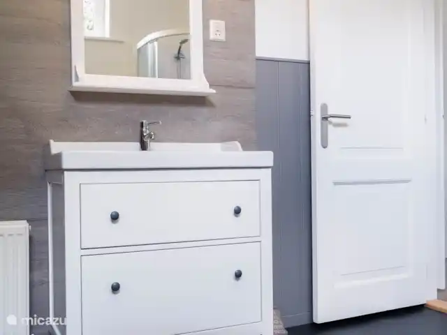 Bungalow de vacaciones Limmen en Países Bajos, Holanda del Norte, Limmen - bungaló baño