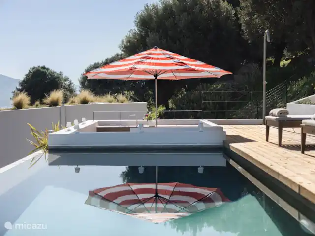 Maison de plage au sommet d’une colline  | Grèce, Grèce centrale, Pogonia - villa Piscine et extérieur