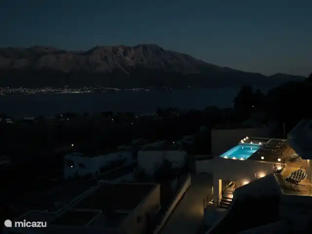 Maison de plage au sommet d’une colline  | Grèce, Grèce centrale, Pogonia - villa Nuit