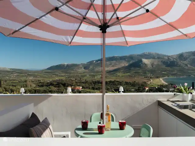 Maison de plage au sommet d’une colline  | Grèce, Grèce centrale, Pogonia - villa Ombre