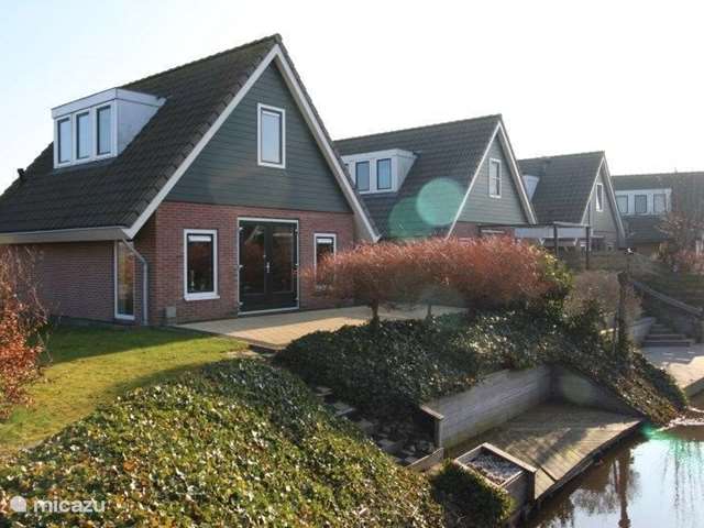 Holiday home in Netherlands, North Holland, Medemblik - bungalow Klein Giethoorn - Holiday home 11
