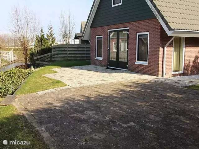 Holiday home in Netherlands, North Holland, Medemblik - bungalow Klein Giethoorn - Holiday home 14
