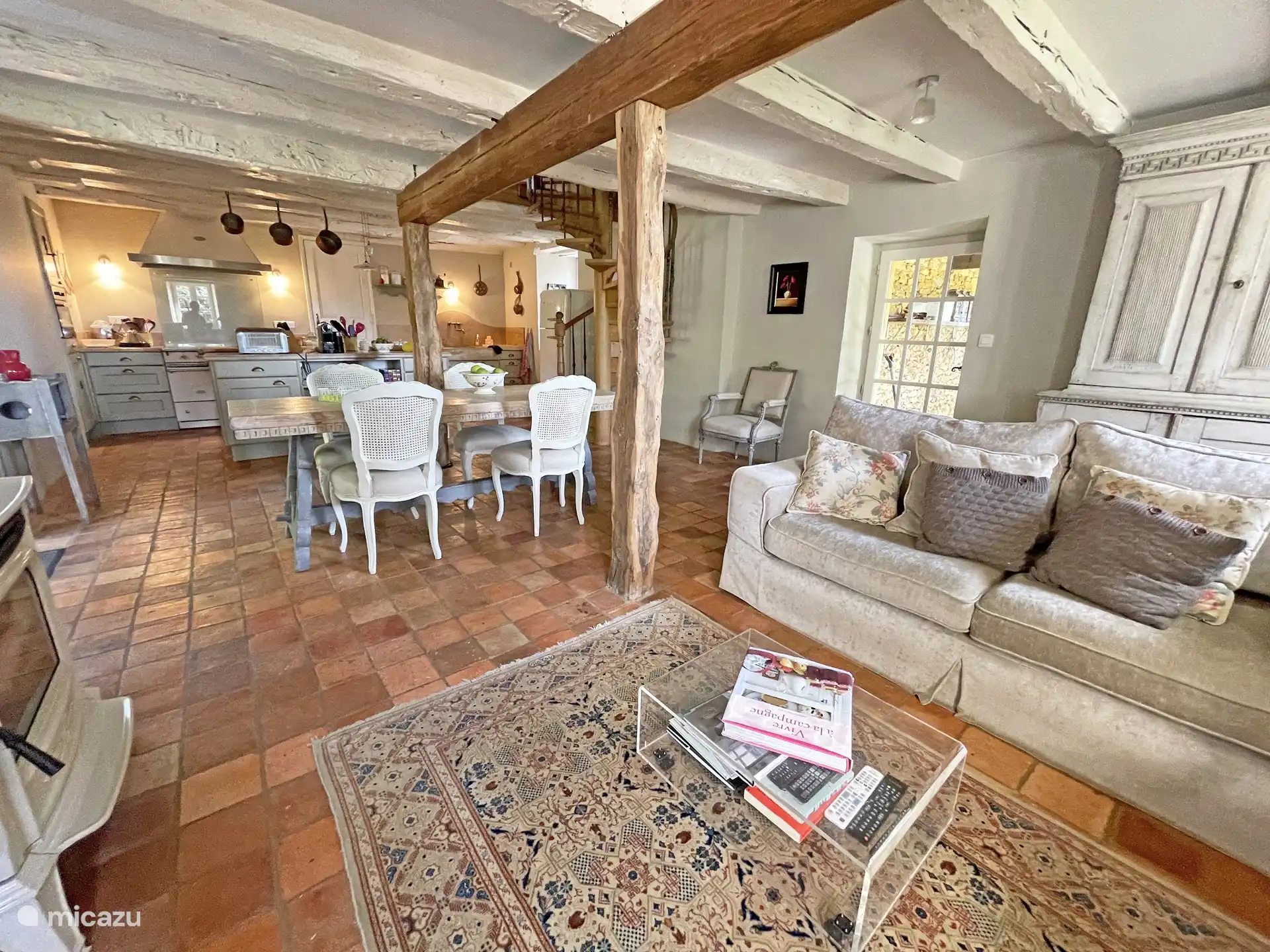 Küche offen zum Esszimmer